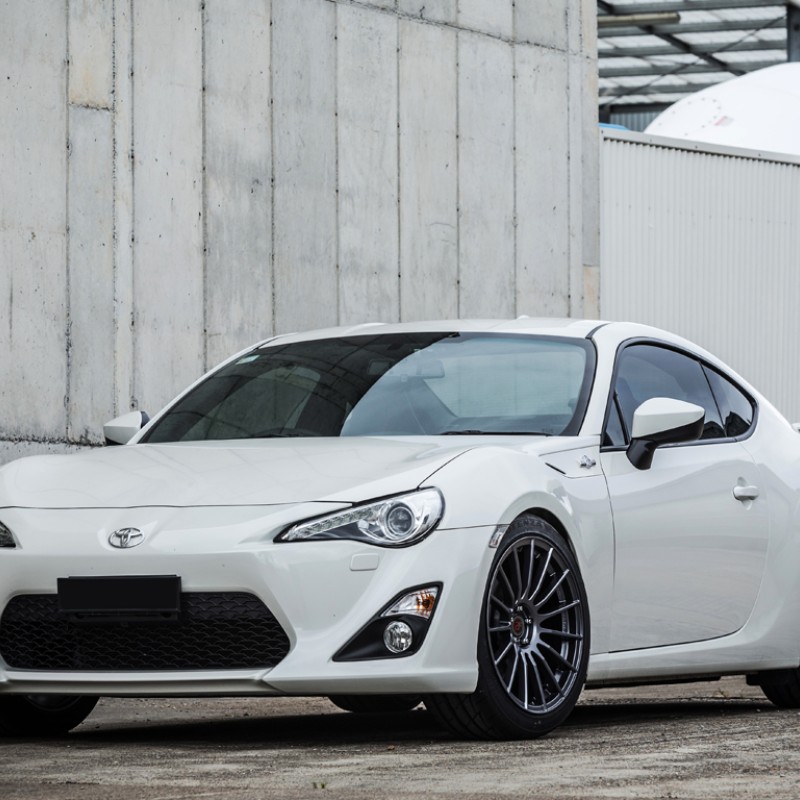 2Forge Wheels 18'' ZF1 10x18 8,1kg 