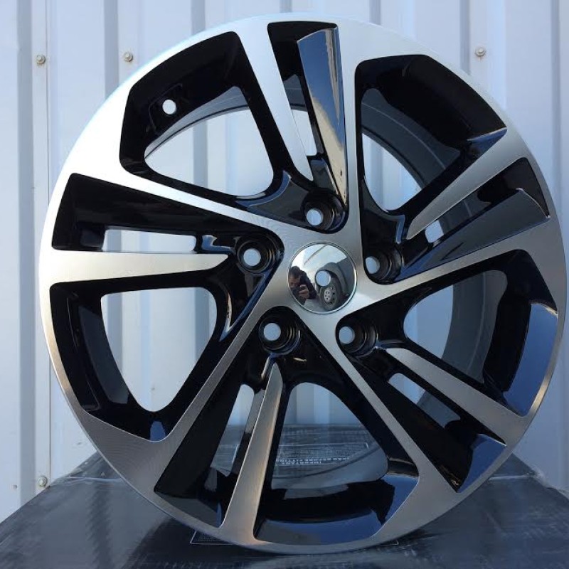 Hyundai 5210 6.5x16 5x114