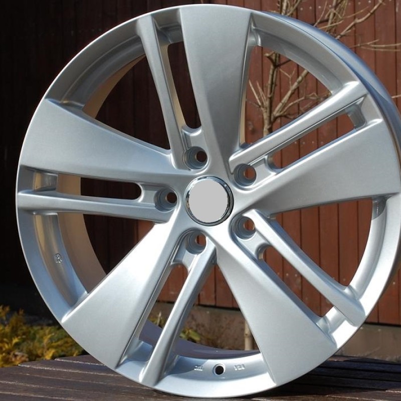 Lexus 7395 8x18 5x114