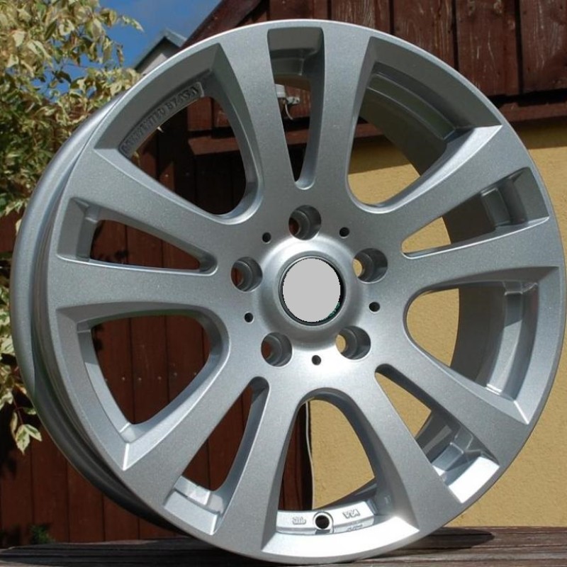 Skoda 526 7x16 5x112