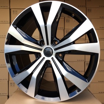 Volkswagen 526 8.5x19 5x130