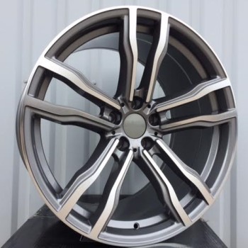 BMW 588 10.5x21 5x120