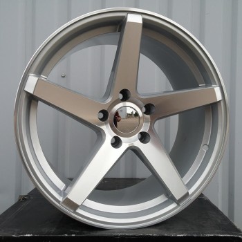 BMW E06 8.5x18 5x120