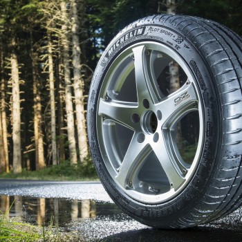 255/35R18 Michelin Pilot Sport 4 94Y XL