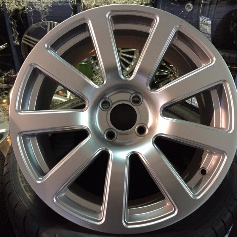 Advanti 17'' 216